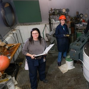 Sous pression : le groupe d’ingénierie de Recherche et développement pour la défense Canada (RDDC) met à l’épreuve son équipement de simulation des conditions des grands fonds marins
