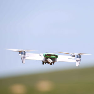 Le Canada devient le cinquième pays à mettre à l’essai la technologie des lasers au-dessus de l’horizon pour neutraliser les drones