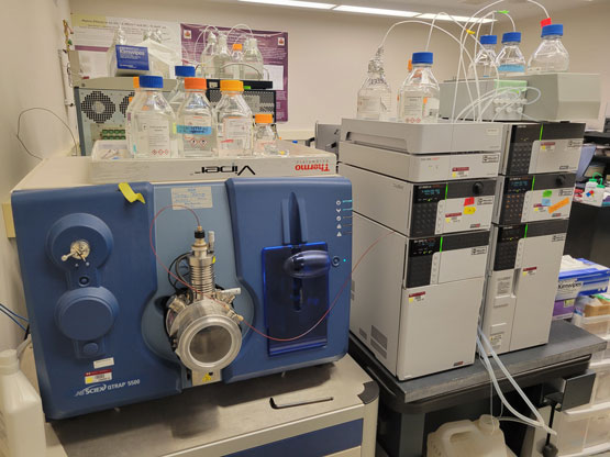 SCIEX 5500 QTRAP – a mass spectrometer that helps determine unknown compounds at a molecular level