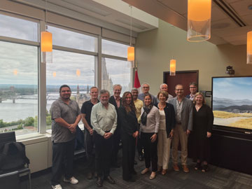 Le Réseau des conseillers scientifiques ministériels a tenu sa journée de réflexion annuelle en septembre 2023 à Ottawa afin de renforcer la collaboration interministérielle et d’harmoniser les priorités stratégiques.