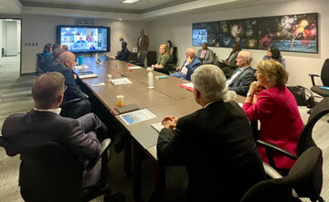 Le 6 juin 2023, le Bureau de la conseillère scientifique en chef a organisé le premier d’une série d’exercices de simulation Canada-États-Unis sur la préparation aux situations d’urgence. Ces exercices visent à renforcer les processus d’échange efficace de données scientifiques entre les deux pays.