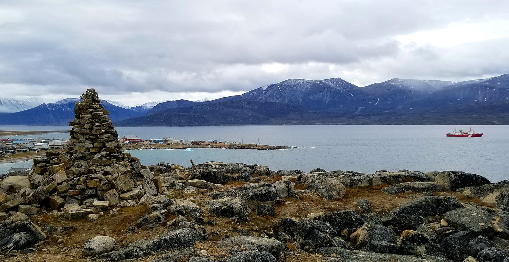 Photo : le NGCC Hudson dans la baie de Baffin durant l’expédition scientifique
