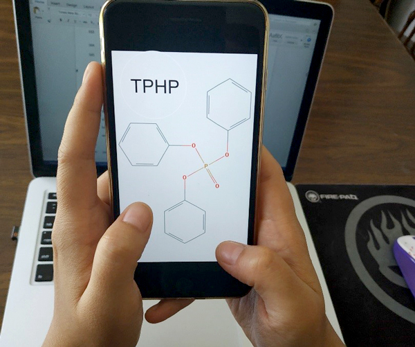 Photo : Le phosphate de triphényle (PTPh) est un type d'EPO.