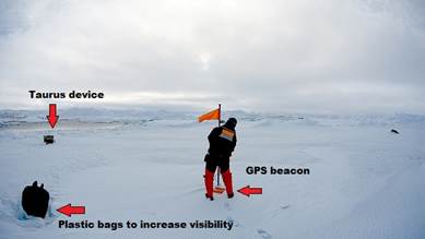 Figure 1. Le chercheur John Shimeld récupère la station Taurus.