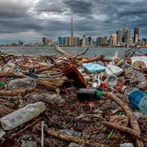 Comment l’évaluation scientifique facilite la réduction de la pollution par le plastique
