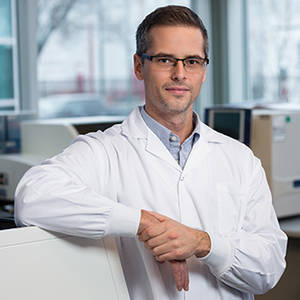 La génomique personnelle : utiliser l’ADN pour percer les secrets du VIH