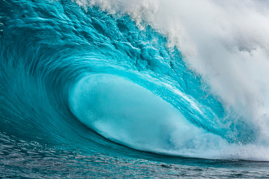 Briser la vague océanique.