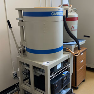 Le Canada monte la barre : certification du laboratoire des gaz rares à l’appui de l’interdiction des essais d’armes nucléaires dans le monde